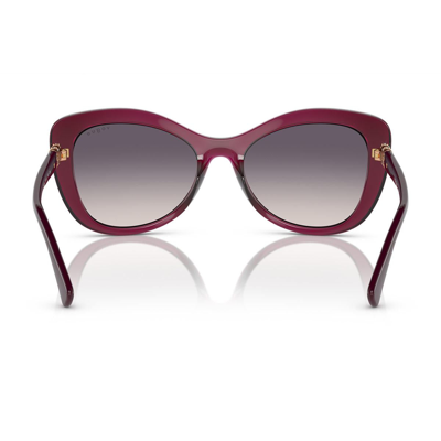 Shop Vogue Eyewear Sunglasses In Red