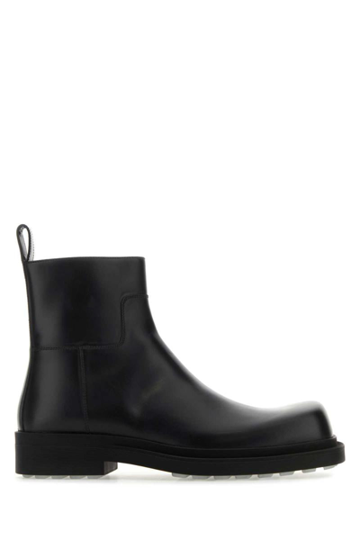 Shop Bottega Veneta Boots In Black