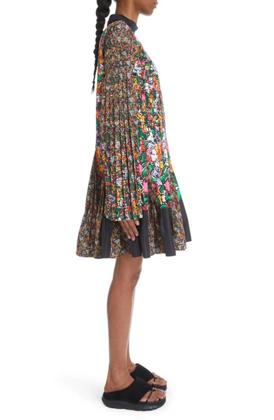 Sacai Mixed Floral Print Dress In Black Multi