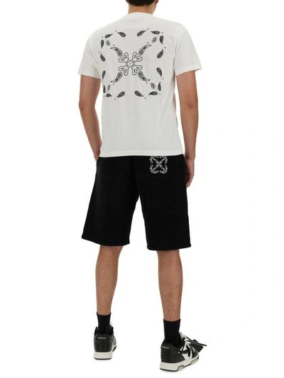 Shop Off-white Bandana Pattern T-shirt
