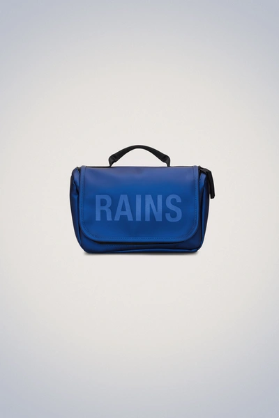 Shop Rains Texel Wash Bag In Storm