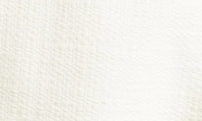 Frame Collarless Jacket In Cream