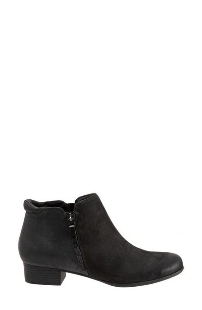 Trotters Major Bootie In Black