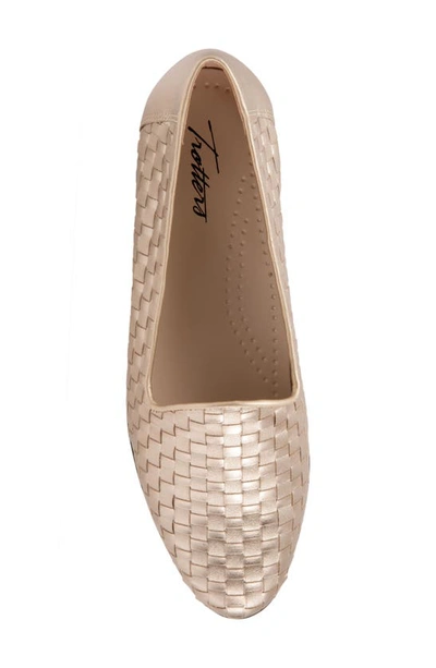 Trotters Liz Slip-on Loafer In Pewter