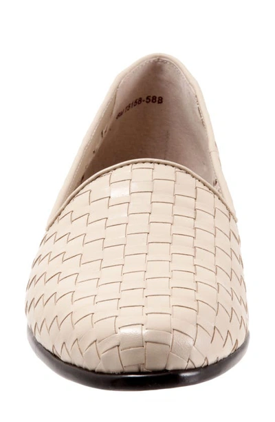 Trotters Liz Slip-on Loafer In Bone