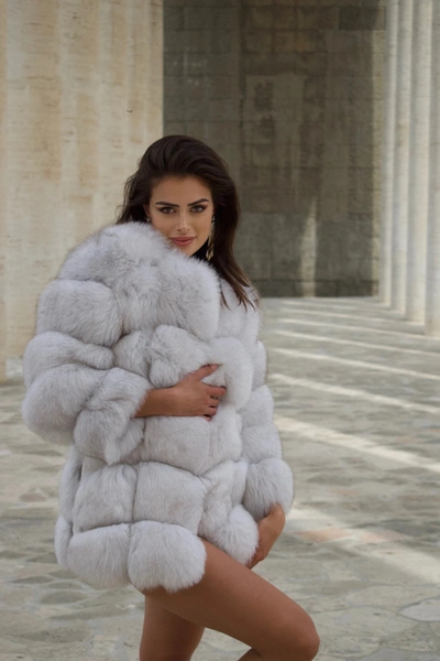 Wanan Touch Classic Camel Fox Fur Jacket