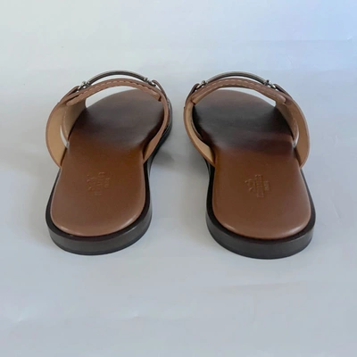 Pre-owned Hermes Hermès Caramel Roulis Leather Flats, 39