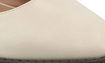 Journee Collection Savvi Mary Jane Pump In Ivory