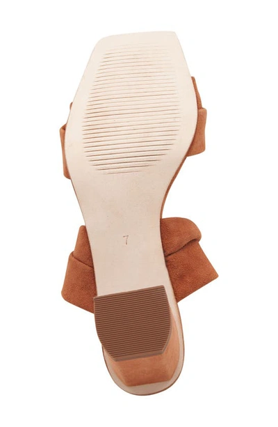 Andre Assous Darling Block Heel Sandal In Camel