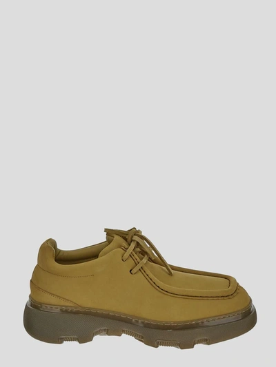 Shop Burberry Sneakers In Manilla