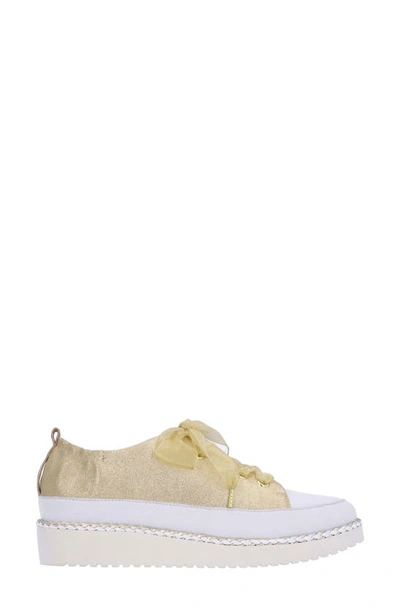 L'amour Des Pieds Zaina Platform Sneaker In Gold