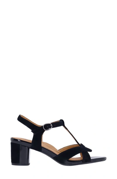 L'amour Des Pieds Mabry T-strap Sandal In Black