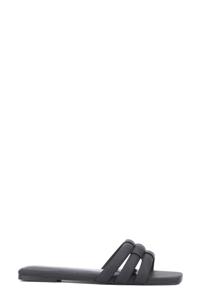 Fashion To Figure Gaiana Slide Sandal In Black