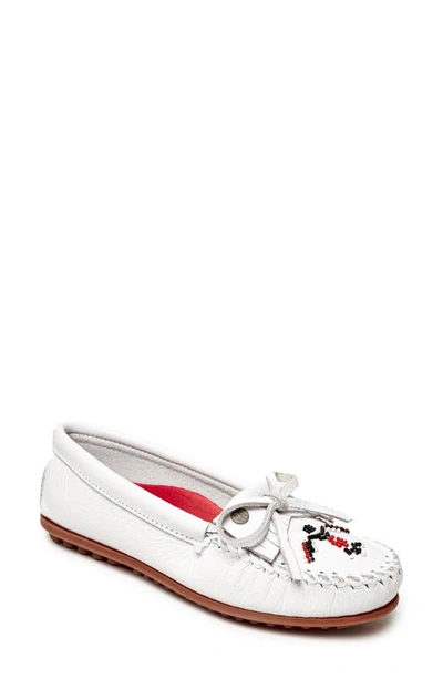 Shop Minnetonka X Lucie Skjefte Thunderbird 'animikii' Slipper In White