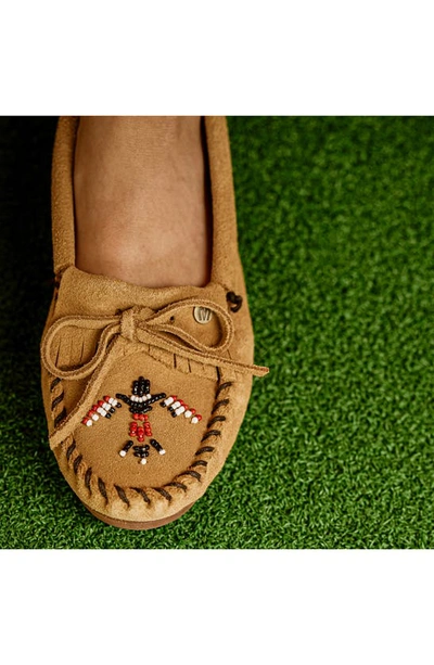Minnetonka Thunderbird Animikii Slipper In Taupe