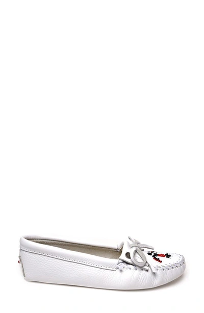 Minnetonka Thunderbird Animikii Softsole Slipper In White