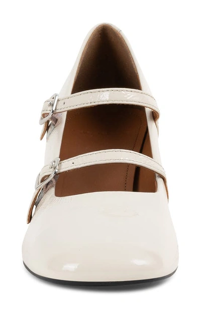 Vagabond Shoemakers Adison Mary Jane Pump In Cream