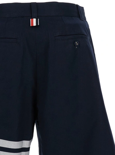 Shop Thom Browne Unconstructed Straight Leg Double Welt Pocket Short In Engineered 4 Bar Cotton Suiting In Blu