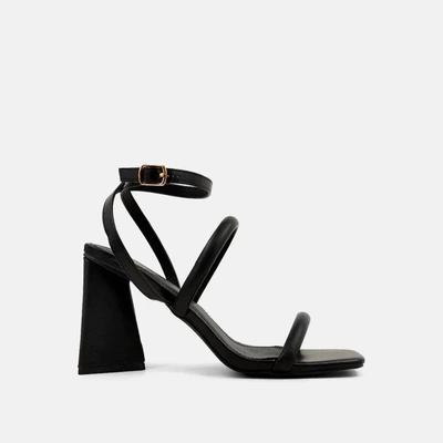 Shop Shu Shop Evangeline Heel In Black