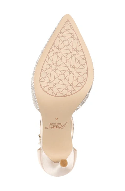 Jewel Badgley Mischka Women's Jailene Evening Pumps Women's Shoes In Champagne Satin