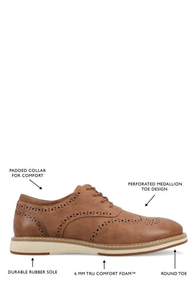 Vance Co. Patrick Hybrid Oxford In Tan