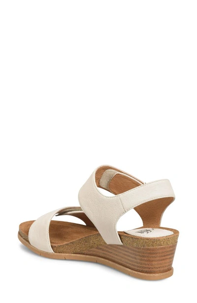 Söfft Verdi Ii Wedge Sandal In Tapioca