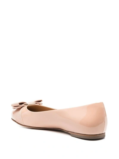 Shop Ferragamo Varina Patent Leather Ballet Flats In Powder