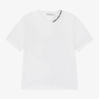 Shop Calvin Klein Boys White Cotton Relaxed Fit T-shirt