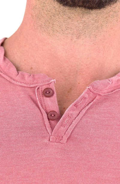 Devil-dog Dungarees Burnout Henley In Withered Rose