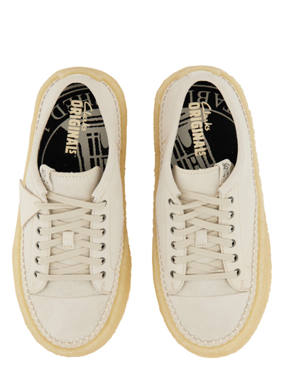 Shop Clarks Caravan Sneaker In Bianco