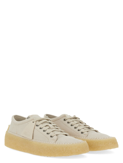 Shop Clarks Caravan Sneaker In Bianco