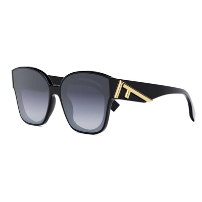 Shop Fendi Square Frame Sunglasses In 01w