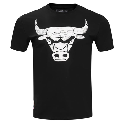 Shop Pro Standard Black Chicago Bulls T-shirt