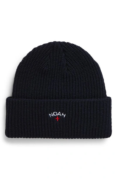 Noah Core Logo Beanie In Navy