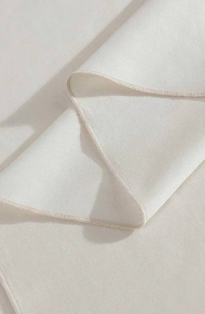 Shop Calvin Klein Pearl Edge 300 Thread Count Sateen Sheet Set In Ivory