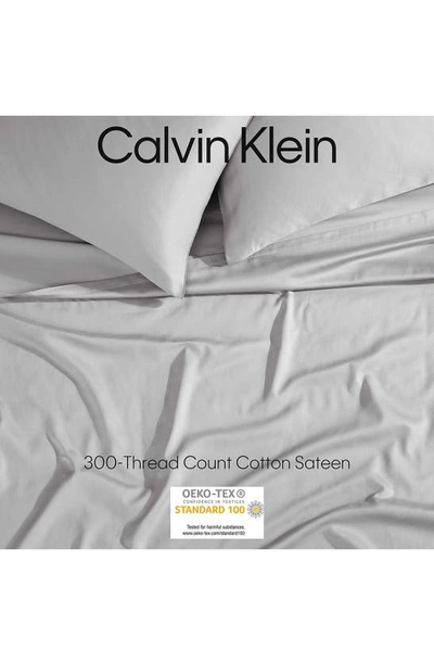Calvin Klein Pearl Edge 300 Thread Count Sateen Sheet Set In Grey
