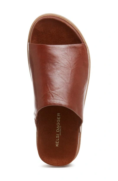 Kelsi Dagger Brooklyn Squish Water Resistant Slide Sandal In Cider