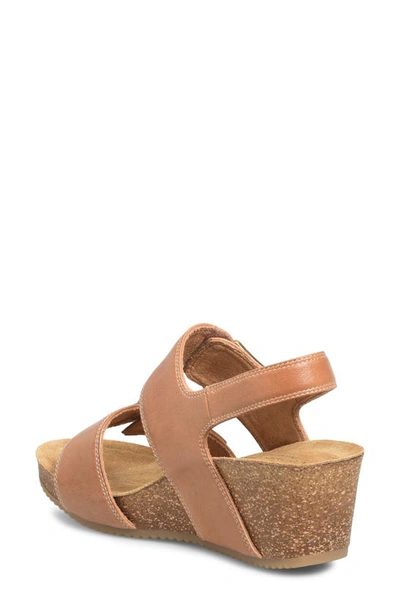 Comfortiva Erlina Wedge Sandal In Sand