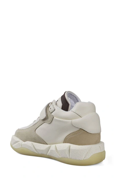 Zigi Torani Platform Sneaker In White/beige