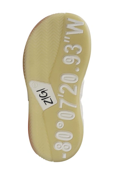 Zigi Torani Platform Sneaker In White/beige