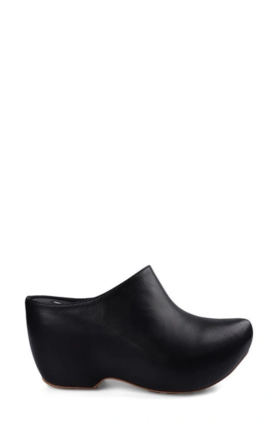 Zigi Raffaela Platform Clog In Black Leather