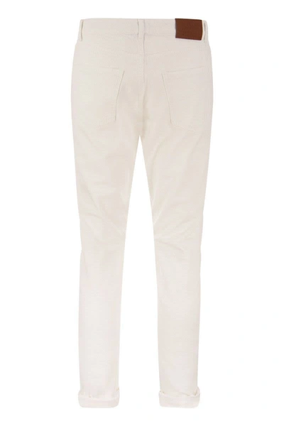 Shop Brunello Cucinelli Garment-dyed Traditional Fit Five-pocket Trousers In Slubbed Cotton Denim In Snow