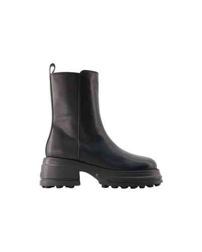 Shop Tod's Gomma Tronchetto Boots -  - Leather - Black