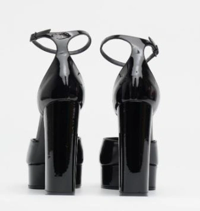 Casadei Black Patent Leather Pumps With Platform In Tiffany/nero