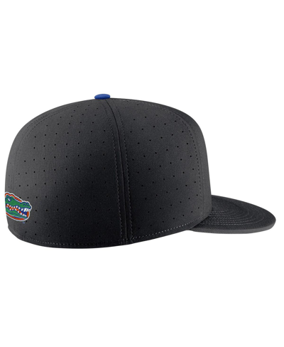 Shop Nike Men's  Black Florida Gators Aero True Baseball Performance Fitted Hat