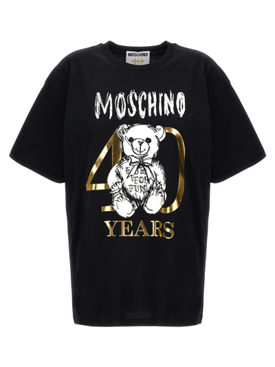 Shop Moschino Teddy 40 Years Of Love T-shirt In 1555