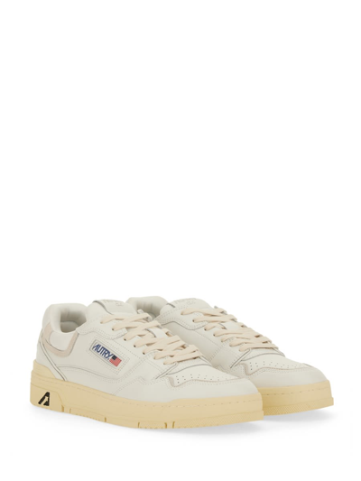 Shop Autry Sneaker Clc In Bianco/ Bianco