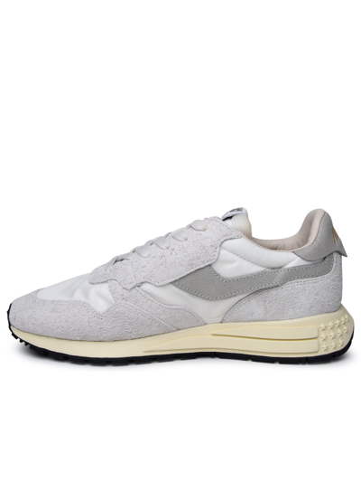 Shop Autry Two-tone Leather Sneakers In Bianco