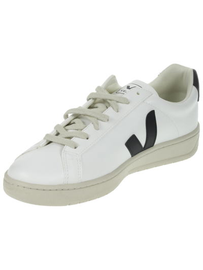 Shop Veja Urca Cwl In White Nautico