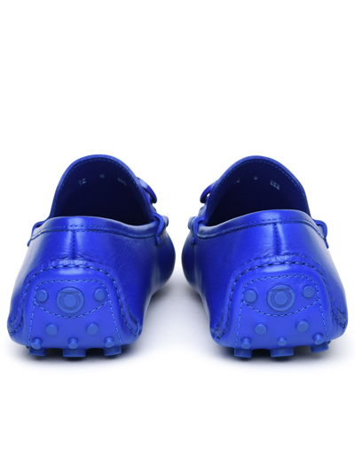 Shop Ferragamo Grazioso Blue Leather Loafers In Mascarpone